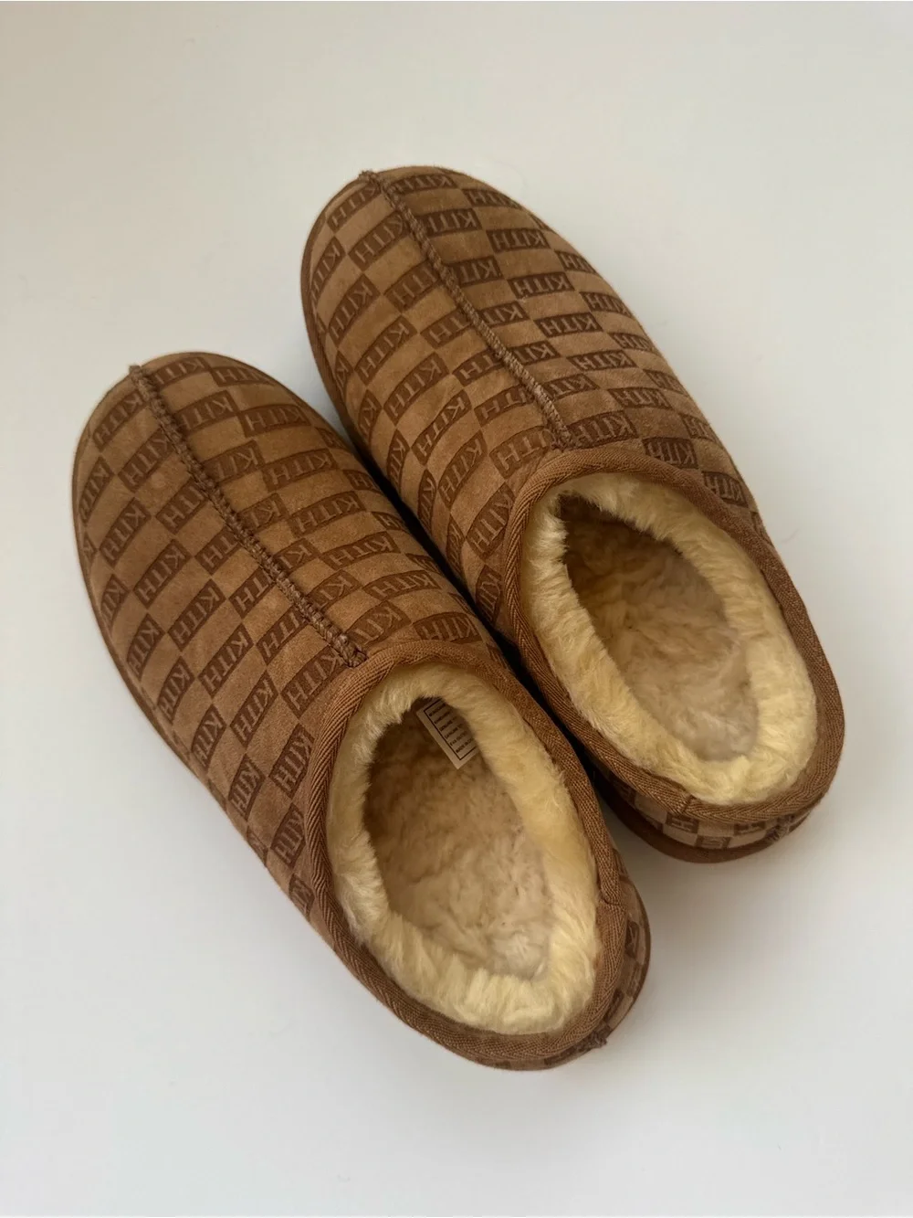 KITH Kithmas Monogrammed Shearling Slippers
